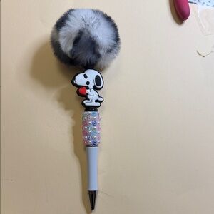 Novelty Snoopy Pom-Pom Beaded Kids Pen - White & Black
